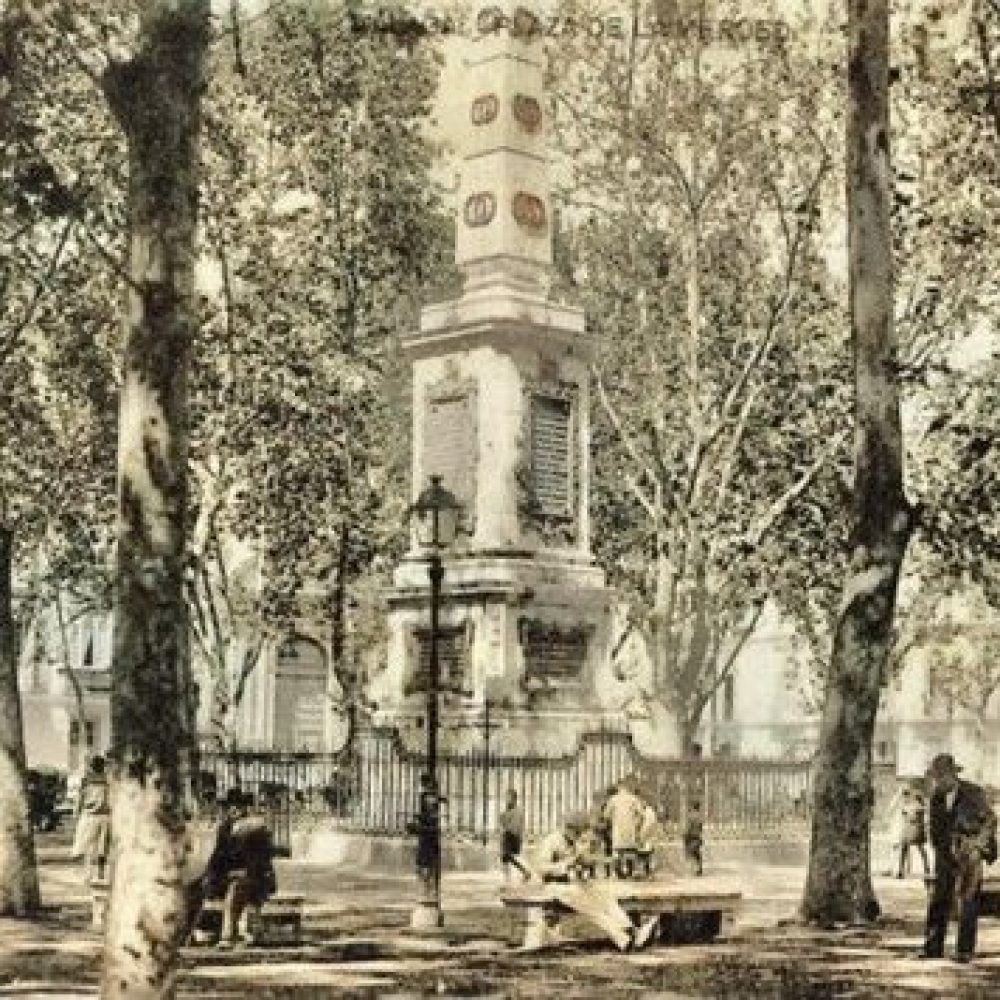 7. Plaza de la Merced (1910s). Commercial postcard_private collection author